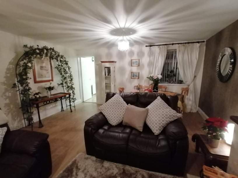 Villa Comfy Quiet Town House à Strabane Extérieur photo
