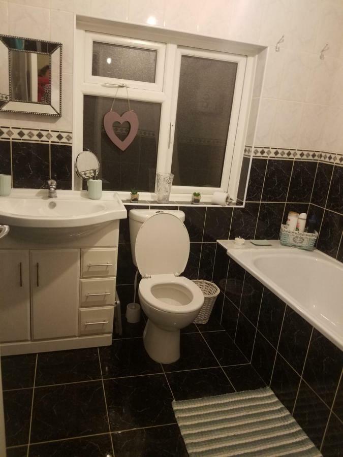 Villa Comfy Quiet Town House à Strabane Extérieur photo